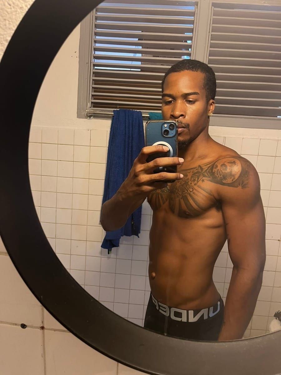 Profil de Aryles